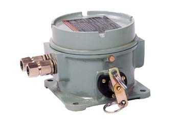 Flameproof Pull Cord Switch - Metal Body, Ip 65 Rating, 2 No + 2 Nc Output | Emergency Stop For Industrial Applications, Durable Design, Manual Reset Mechanism