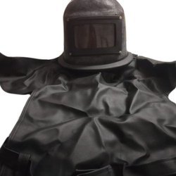 ब्लास्टिंग हेलमेट