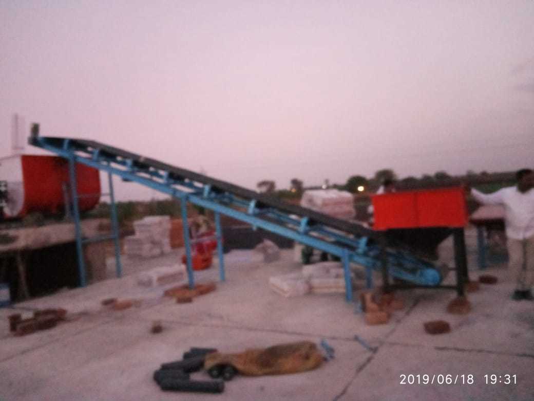 Clc Blocks Making Plant - Fly Ash Material, 1.2 M3 Capacity | Semi-automatic Operation, Low Maintenance Design, Fast Working Features