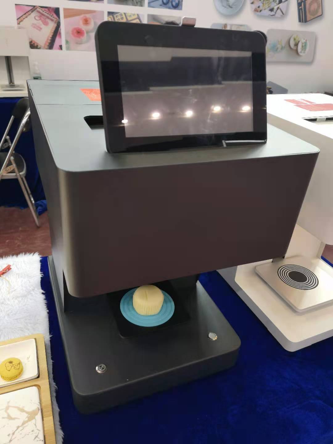 Automatic 3d Cake Cookie Biscuits Picturing Drawing Machine