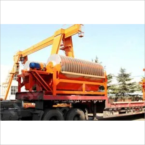 Magnetic Roll Separator - 2.5 TPH Feed Rate, Steel Material, Customizable Roll Widths of 2.5 to 0.25 Mtr, 2 mm Pole Gap, Up to 15,000 Gauss Field Strength