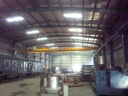 PEB with Crane