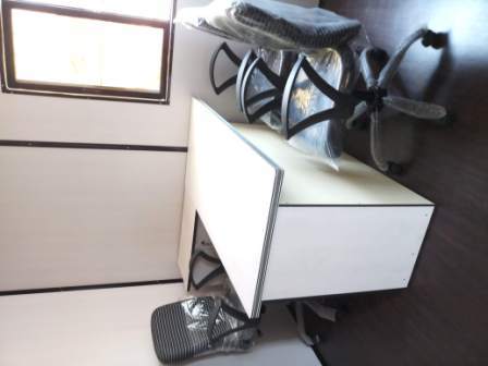 Akash Cabin - Durable Prefabricated Container Office, 15-year Lifespan, Ideal For Builders And Contractors