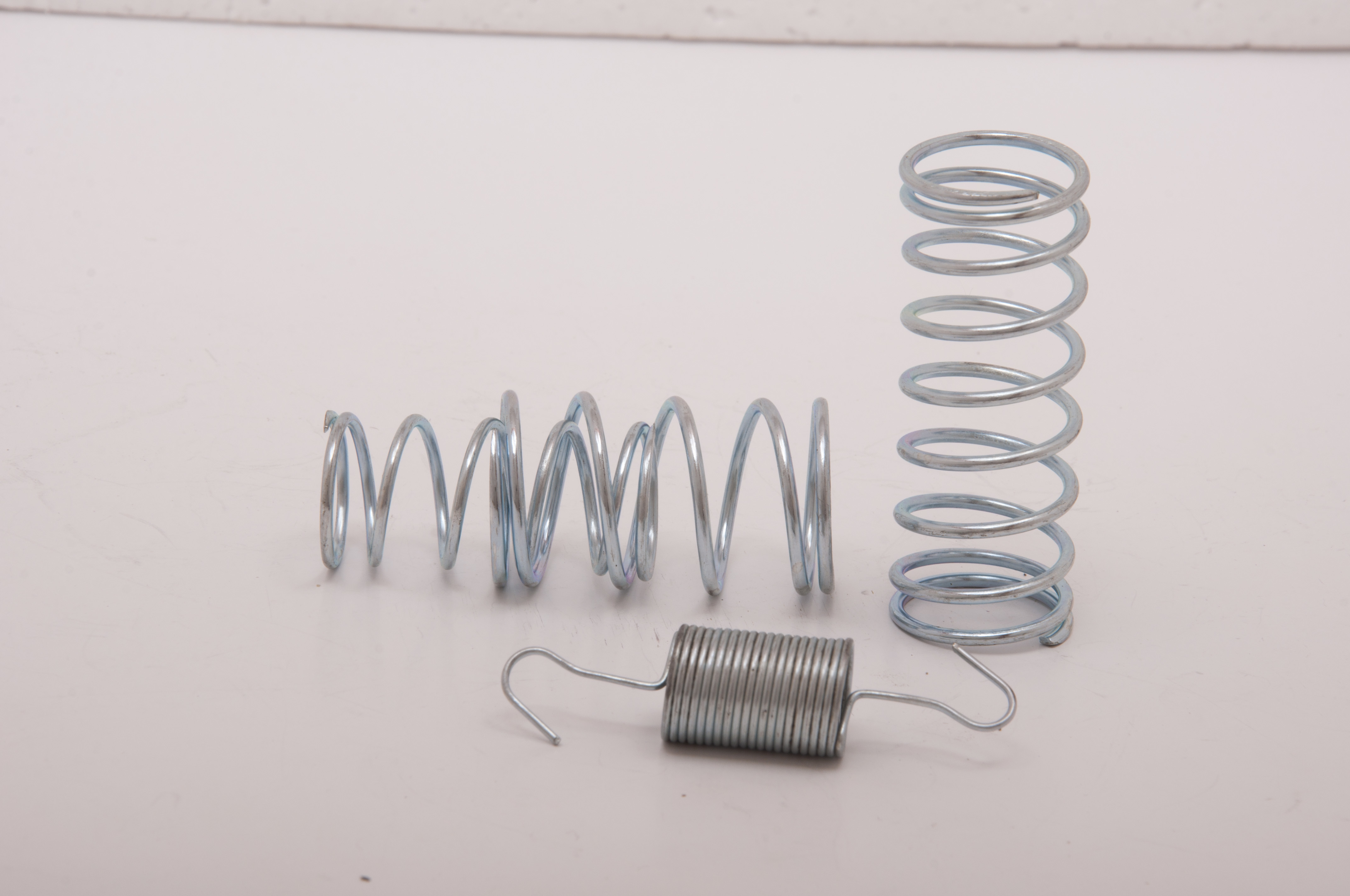 Oil Engine Spring - Stainless Steel, 25-125mm Height & Length, 22mm Diameter | Compression Load, Spiral Coil Style, Polished Finish