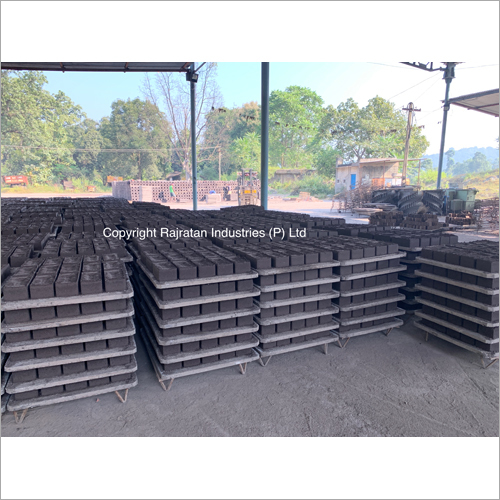 Pac Fly Ash Brick Pallets - Plastic Aluminum Composite, Custom Size Available, Mix Marble Color, 2-way Entry, 4-way Forklift, 1000 Kg Load Capacity
