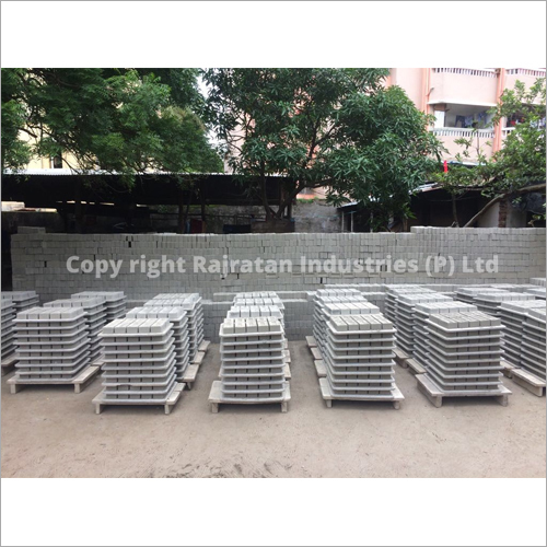Pac Plastic Brick Pallets - Plastic Aluminum Composite, Custom Sizes Available | 2-way Entry, 4-way Forklift, Load Capacity 1000 Kg, Mix Marble Color