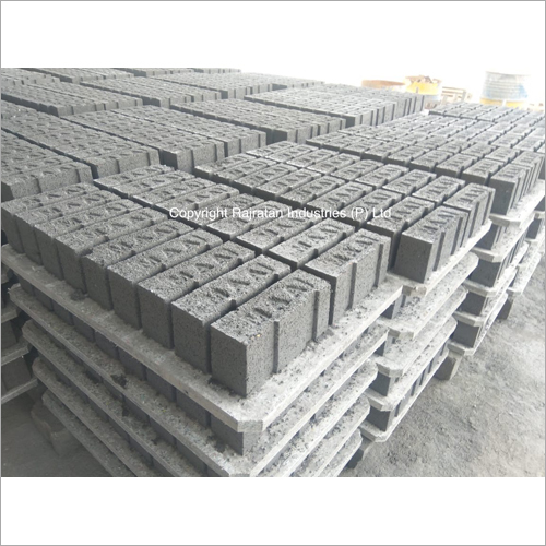 Pac Plastic Brick Pallets - Plastic Aluminum Composite, Custom Sizes Available | 2-way Entry, 4-way Forklift, Load Capacity 1000 Kg, Mix Marble Color