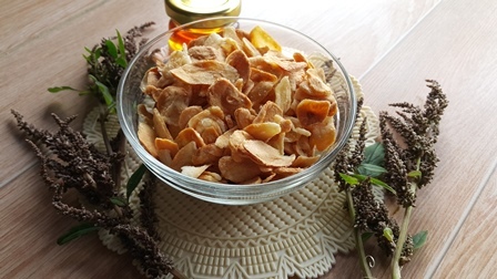 Fried Garlic Slices Dry Place
