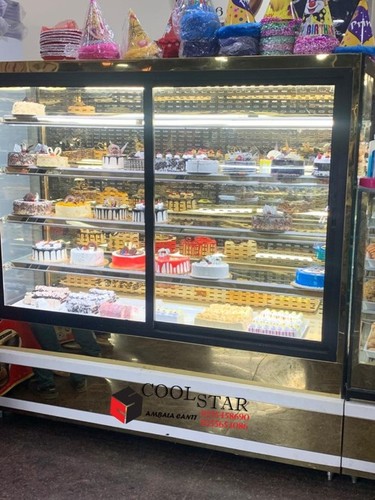 Cake Pasty Display Counter