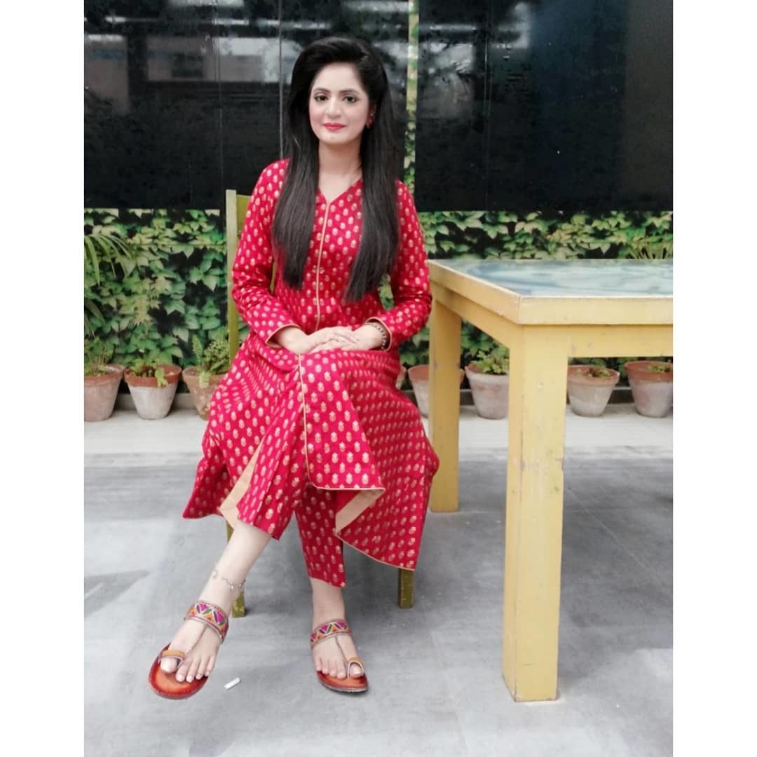 Reyon Fabric Long Kurti With Pant - Size 38-44, Red Color | Trendy Design, Full Sleeves, Ethnic Wear, Washable For All Seasons