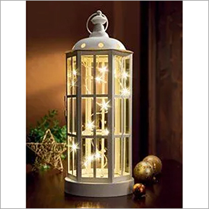 मेटल 323 लालटेन