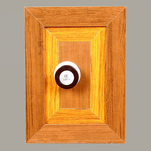 बाथरूम के दरवाजे का ताला