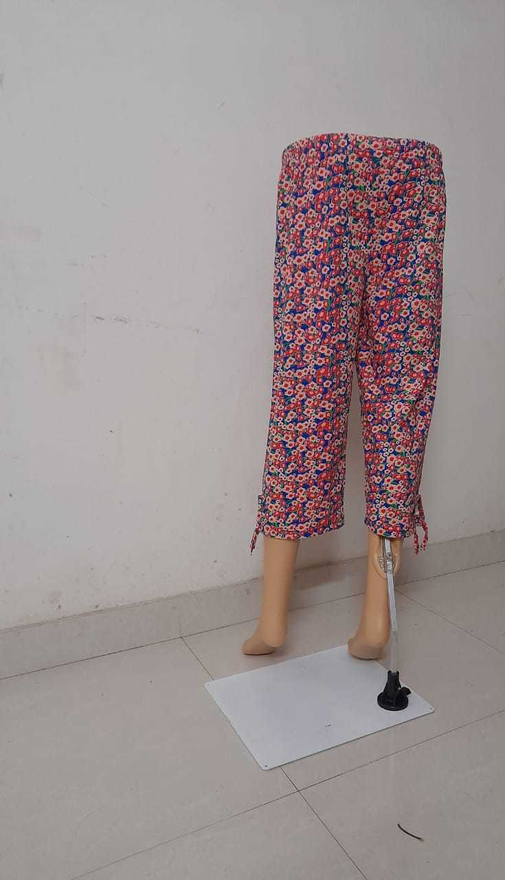Ladies Printed Cotton Capris