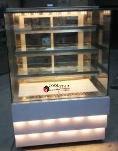 Sweet Display Counter