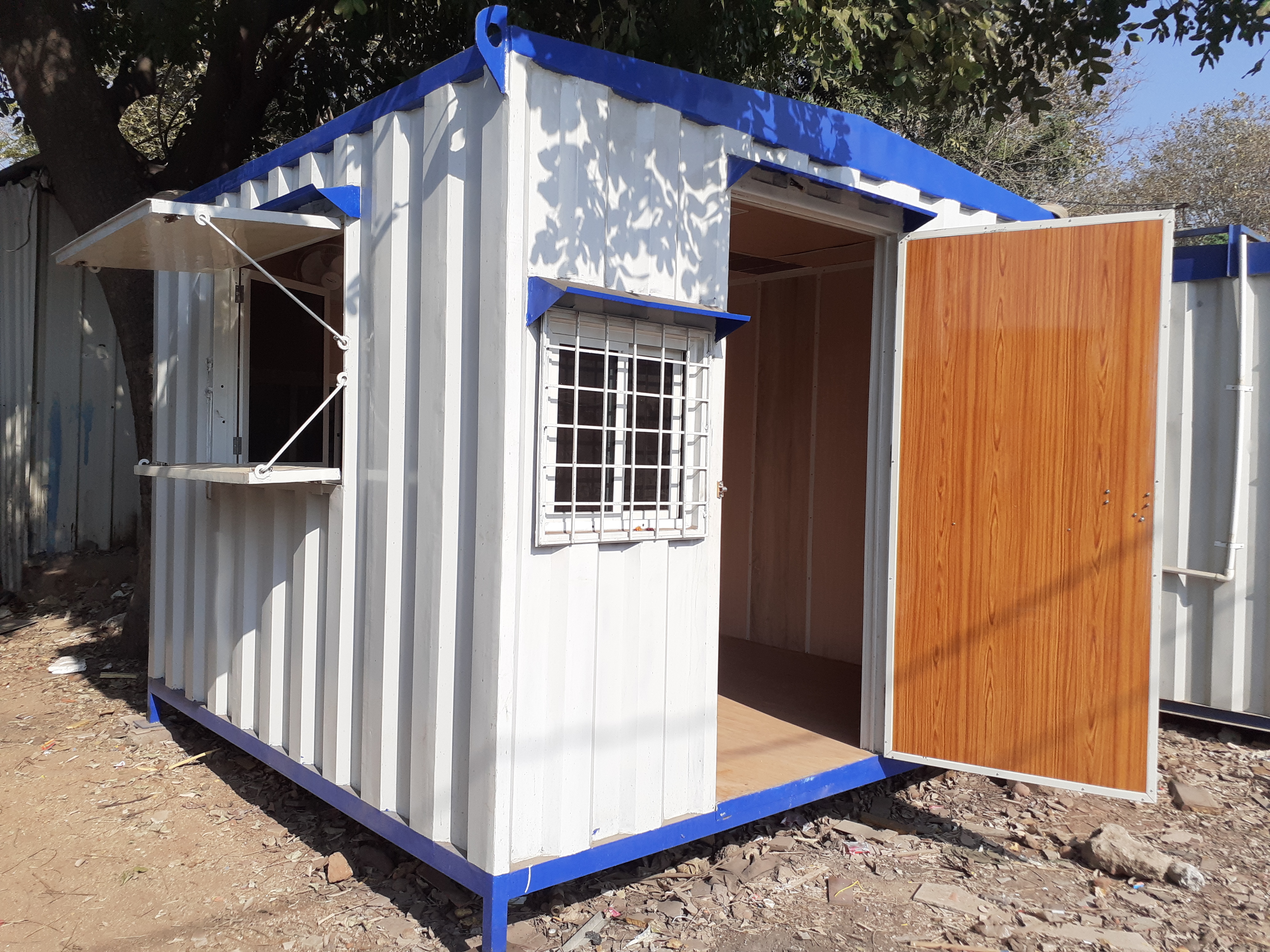 Portable Shop Cabin - Color: Ral 9002 And Blue