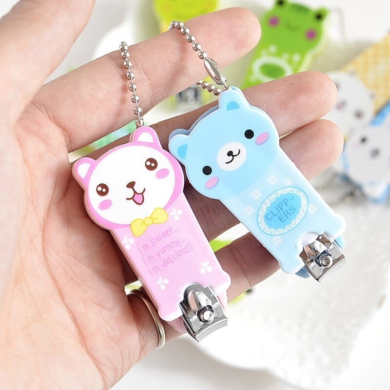 Lovely Cartoon Nail Cutter - Plastic + Metal, Dimensions: 6 X 2.7 X 1.1 Cm, Weight: 20 G, Color: Random | Recommended For All, User-friendly Design