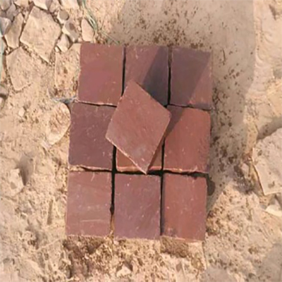 रेड कोबलस्टोन (हैंड-कट सैंड स्टोन)
