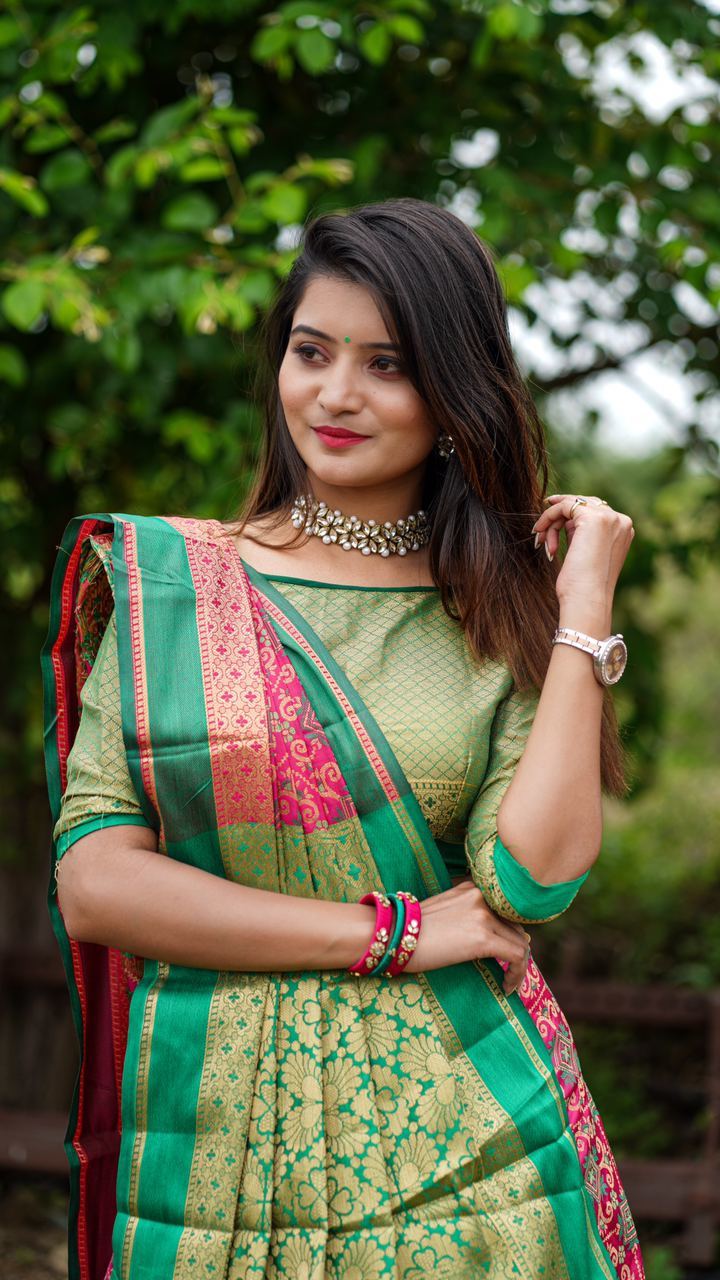 Multi Colour Ladies Party Wear Silk Saree