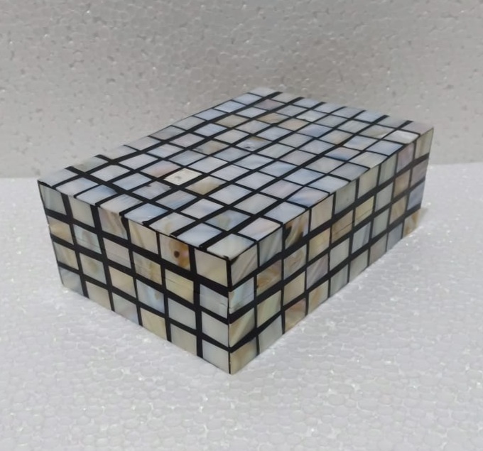 Durable Mother Of Pearl Inlay Boxes