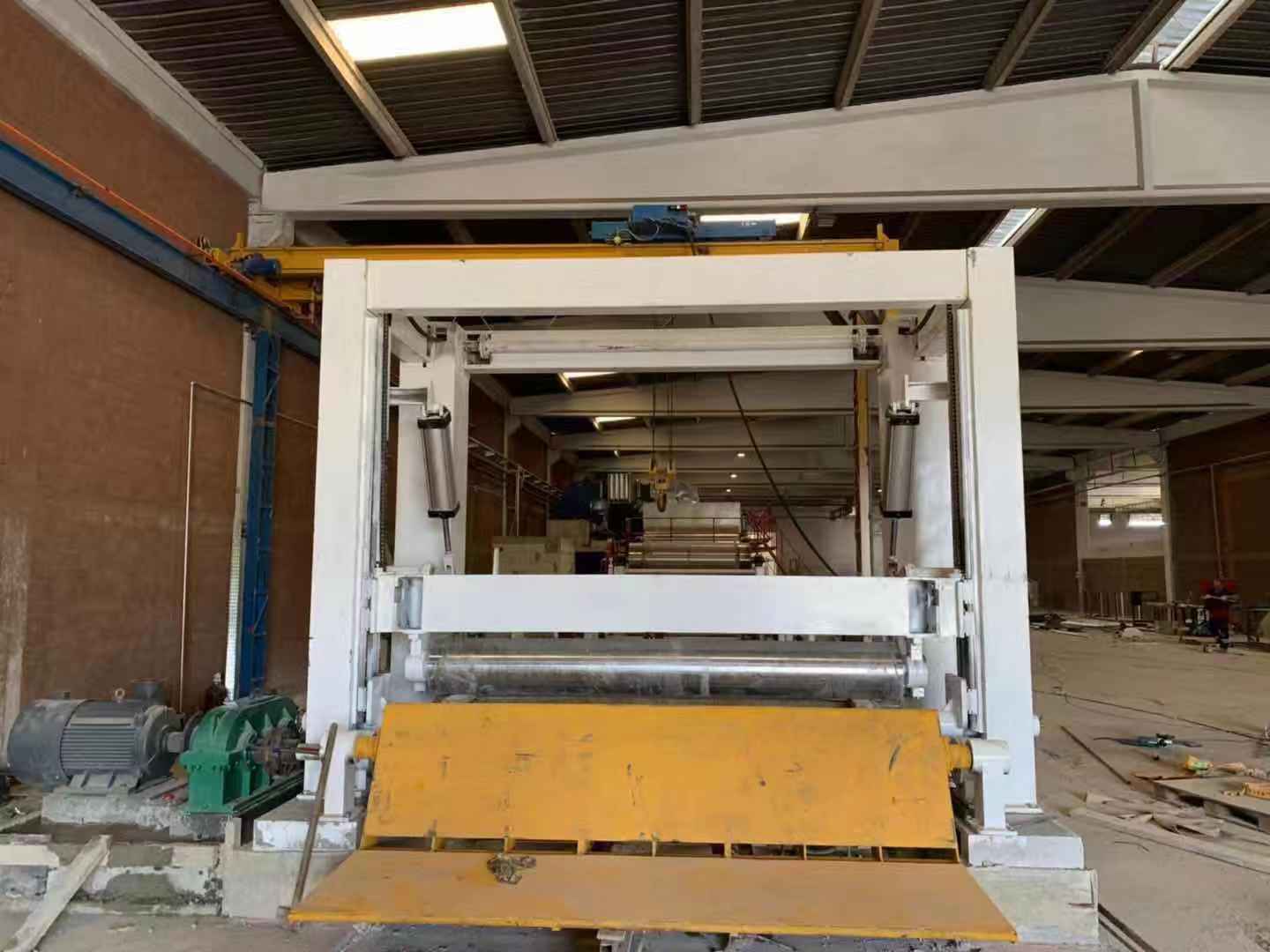 White Top Liner Coating Machine - Stainless Steel, Customizable Widths & Speeds | Automatic Operation, High Speed, Low Energy Consumption, Duplex Rewinder & Unwinder