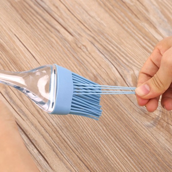 Silicone Brush Small (Random Colors) - Silicone & Polystyrene, 17 X 3 X 1.5 Cm | Ideal For Kitchen Use, Lightweight Design At 20 Gms