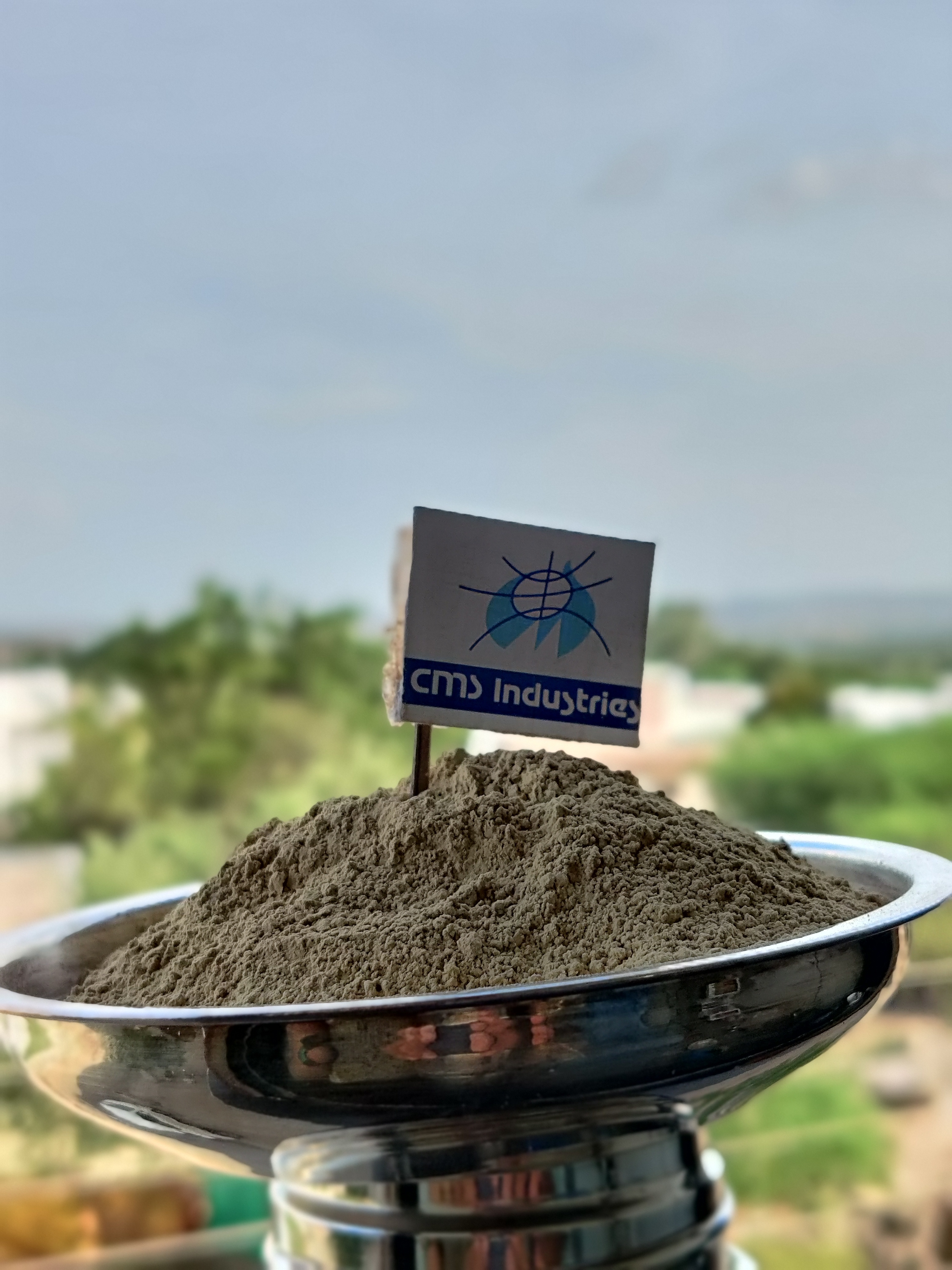 Calcium Grade Bentonite Powder - Density: 1.4 Gram Per Cubic Centimeter(g/cm3)
