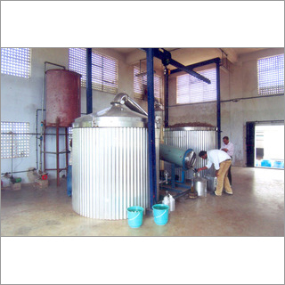 Automatic Distillation Plant For Aromatic Grasses