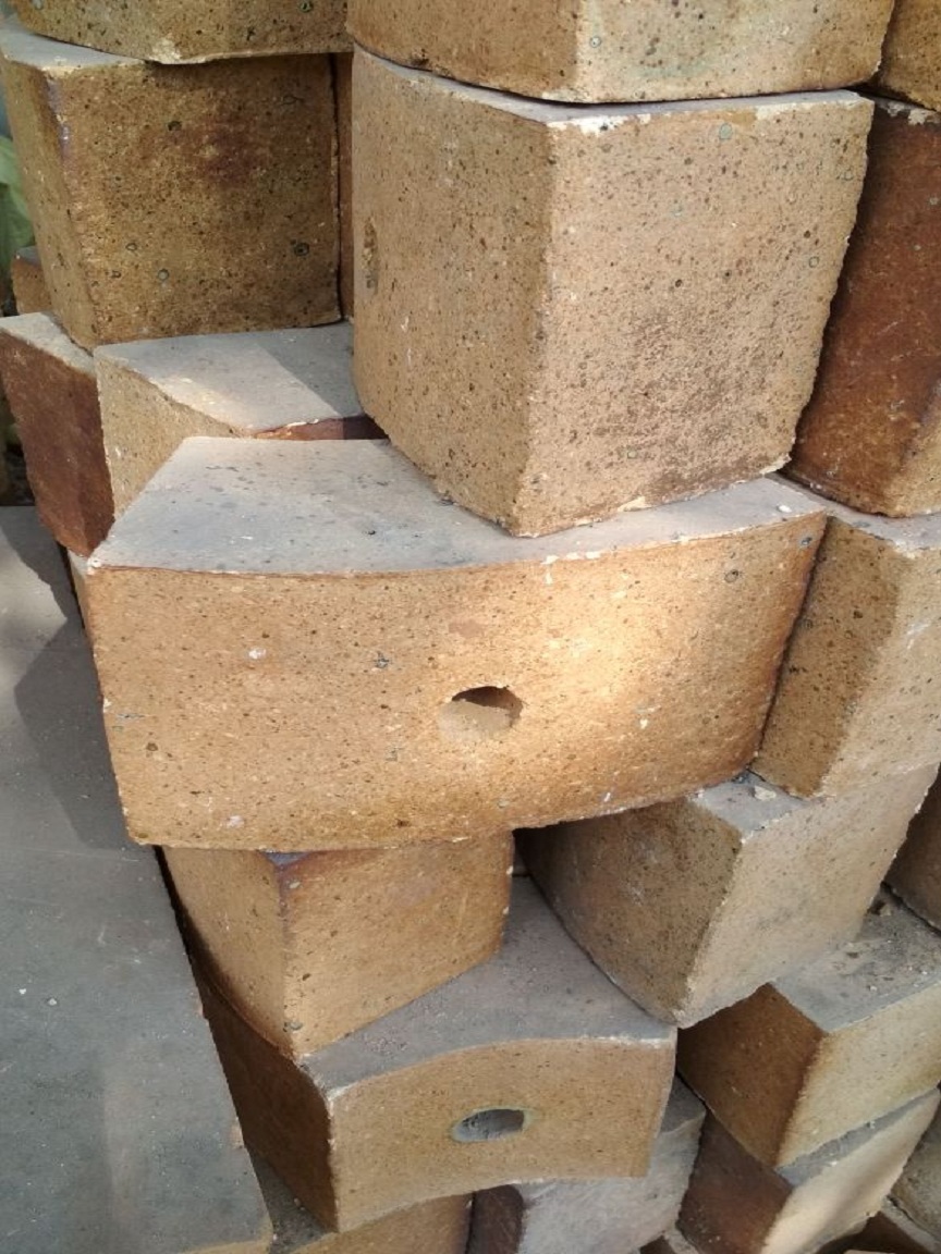 Refractories Cupola Bricks