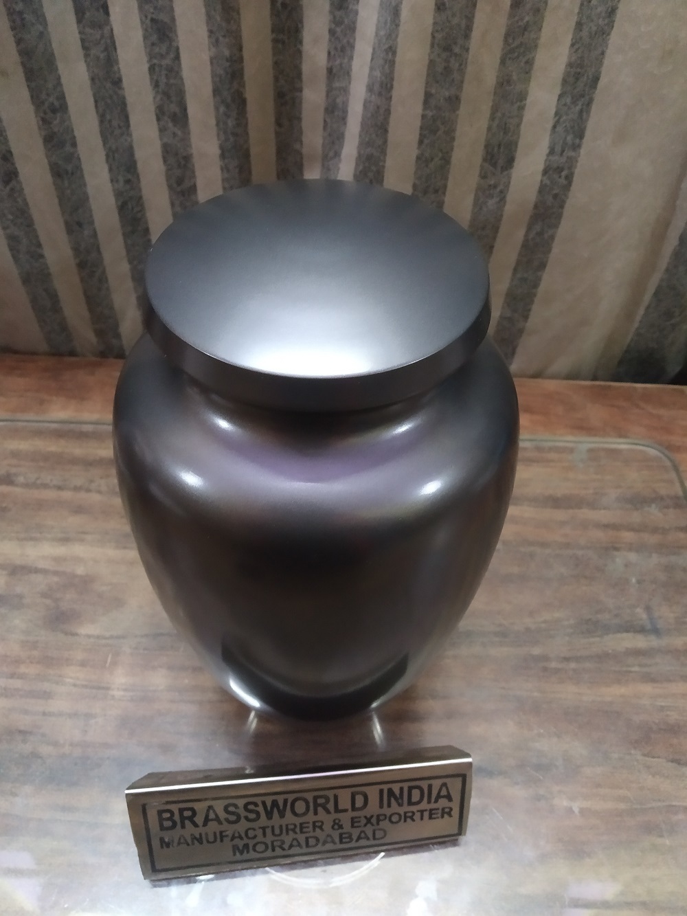 Brass Adult Classic Cremation Urn