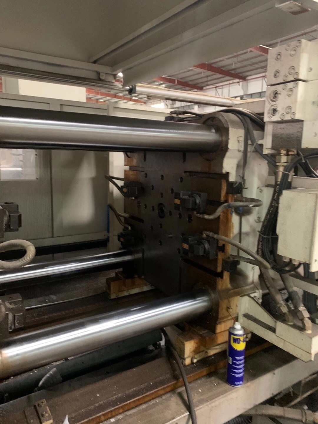 White Used Toshiba 250t Die Casting Machine