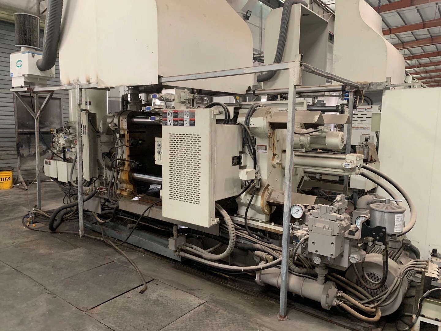 White Used Toshiba 250t Die Casting Machine