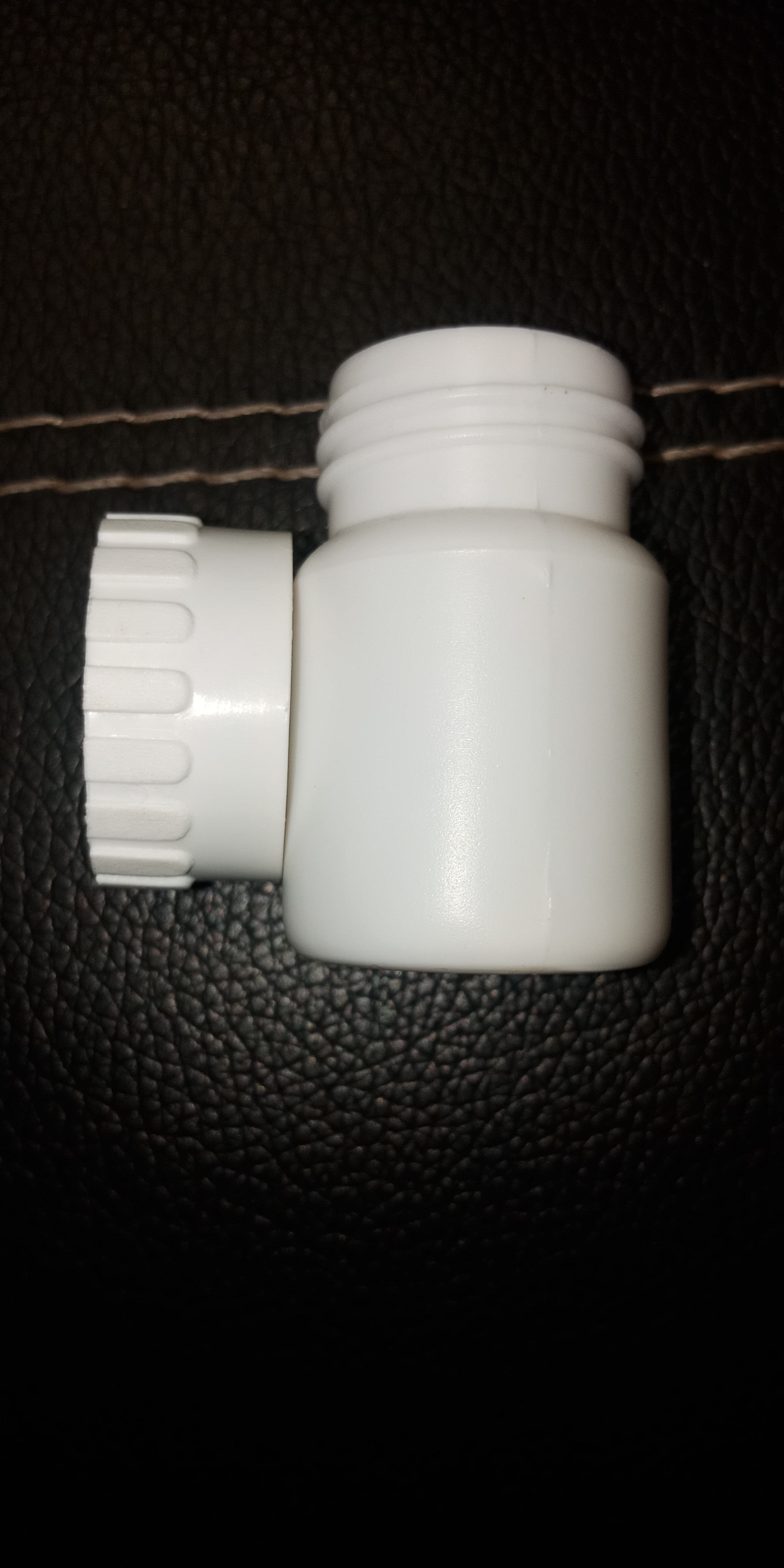 Plastic Tablet Bottle - Synthetic Plastic, 100 Ml Size, Milky White Color | Child-lock And Simple Cap, Easy Open End, 2-week Warranty