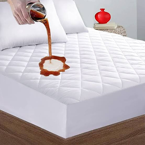 Form Bed Protector - Pattern: Plain