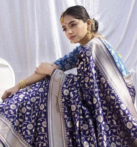 मल्टी कलर न्यू हिट डिज़ाइन