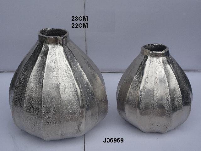 Hammered Aluminium Flower Vase - Height: 64 Cm, Bottom Diameter: 23 Cm | Rose Gold, Antique Brass Finishes, Customized Sizes