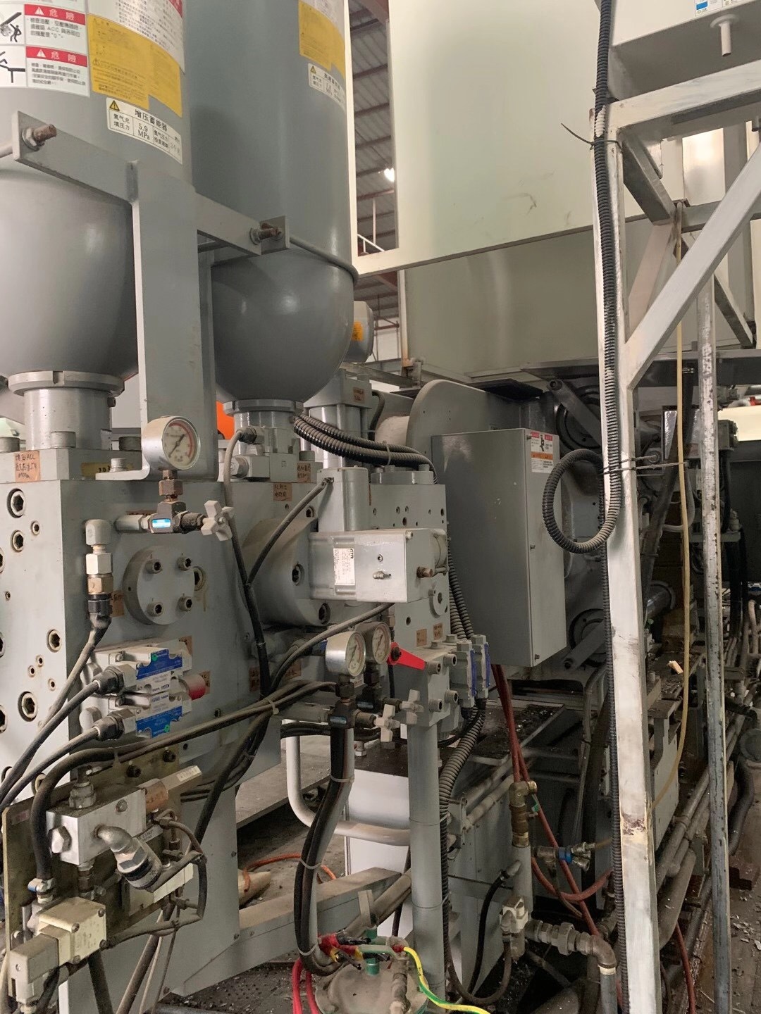 Grey Used Toyo 250t Die Casting Machine