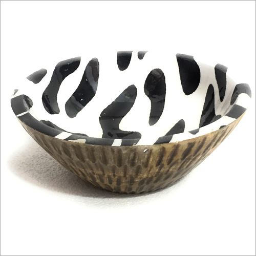 लैक्क्वर्ड एपॉक्सी प्रिंटेड बाउल