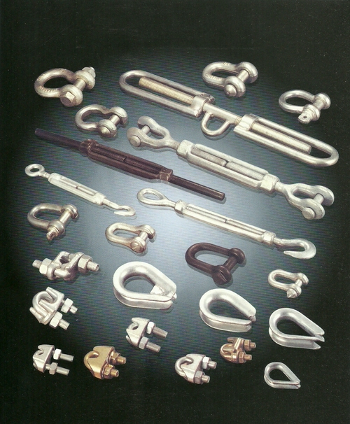 लचीला टर्नबकल