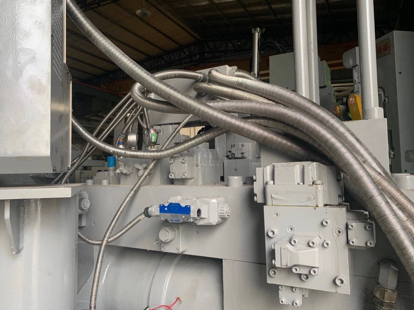 Grey Used Ube 250t Die Casting Machine