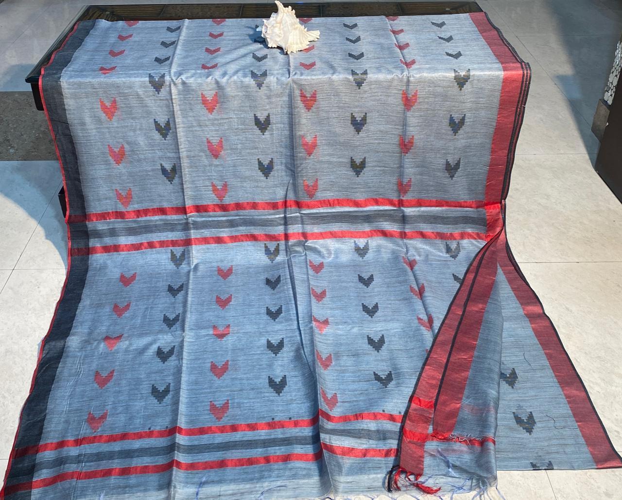 Handmade Soft Silk Saree With Blouse - Silk Material, Plain Pattern | Party Wear For All Seasons: Rainy, Spring, Summer, Winter - Woven Designs