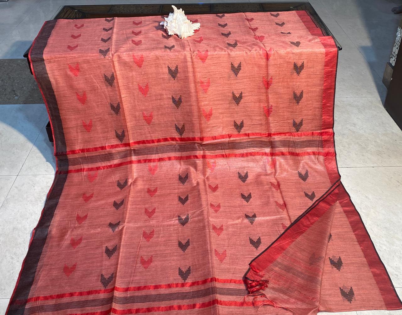 Handmade Soft Silk Saree With Blouse - Silk Material, Plain Pattern | Party Wear For All Seasons: Rainy, Spring, Summer, Winter - Woven Designs