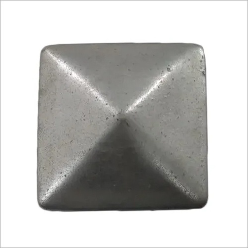 121X121 Pyramid Type Post Cap