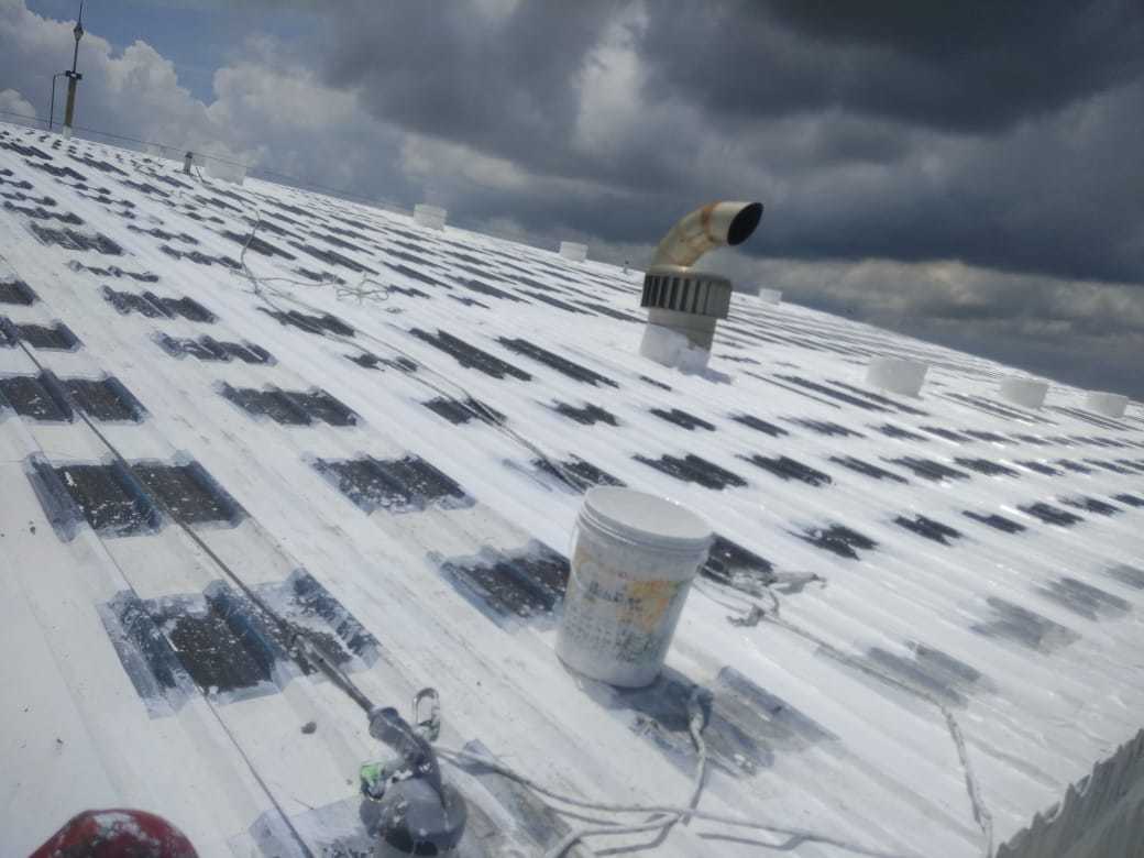 Roof Waterproofing Coating Service - Armstrong Chemicals, 4 Coatings, 1mm Thickness | Onsite Service With 10-year Warranty, White Color, Waterproofing And Heat Reduction