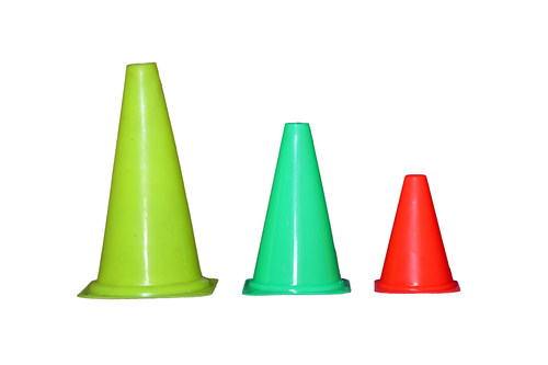 खेल प्लास्टिक शंकु