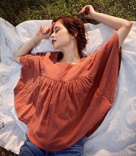 लिनन टॉप्स