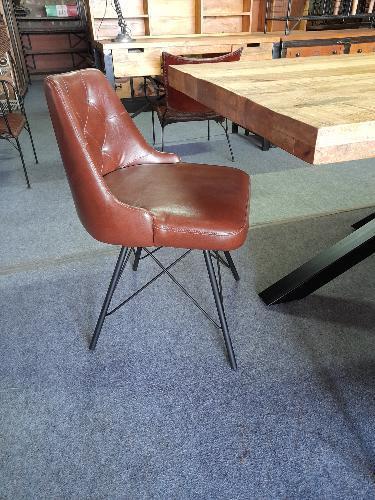 Vinayak Arts Iron Chair