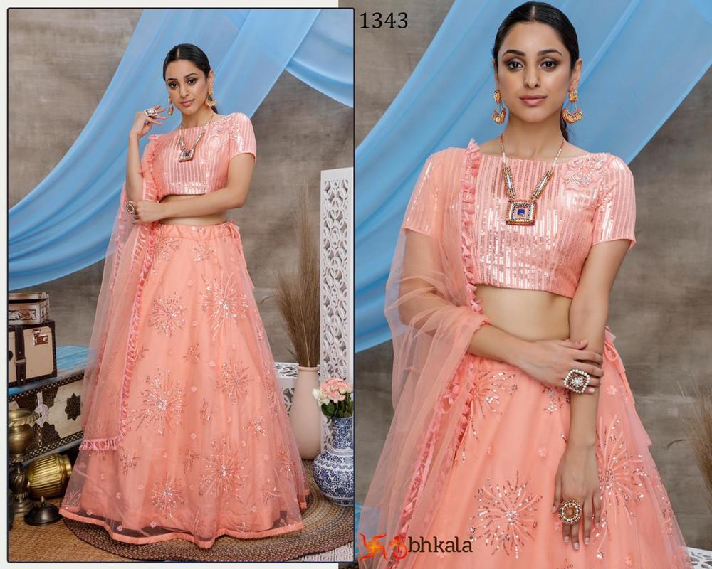 4 डिज़ाइनर एक्सक्लूसिव लहंगा चोली