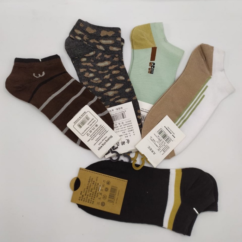 5 Pairs Men's Socks (Random) - Cotton, 25.5 X 7.7 Cm Dimensions | Color & Design May Vary, Ideal For Men And Children