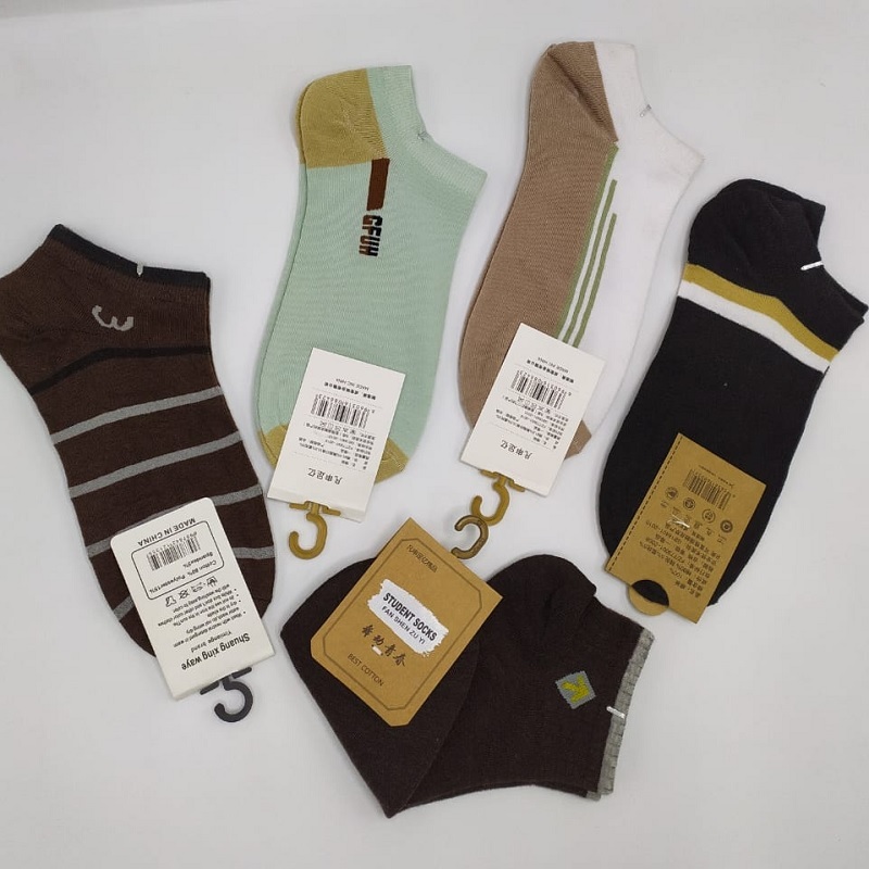 5 Pairs Men's Socks (Random) - Cotton, 25.5 X 7.7 Cm Dimensions | Color & Design May Vary, Ideal For Men And Children