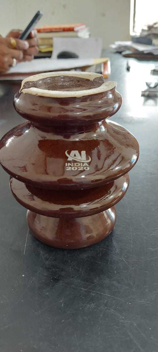 Pin Insulator - Porcelain Material, 11/22/33 Kv Rated Voltage, Brown Color | Ideal For Transformers, Antennas, Power Distribution Systems